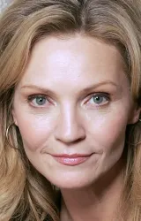 Джоан Аллен