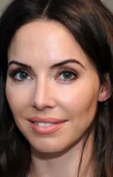 Уитни Каммингс